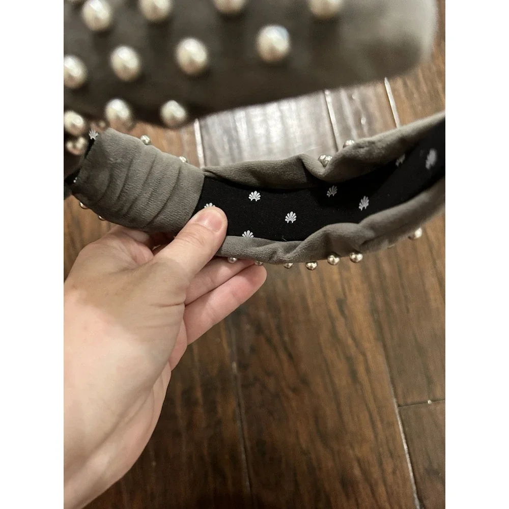 LELE SADOUGHI GRAY GREY KNOTTED HEADBAND VELVET EMBELLISHED FAUX PEARLS KNOTTED